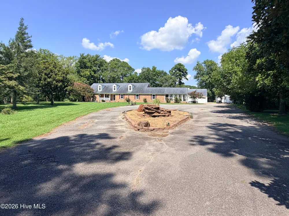 108 Hawkins Lane Shiloh, NC 27974