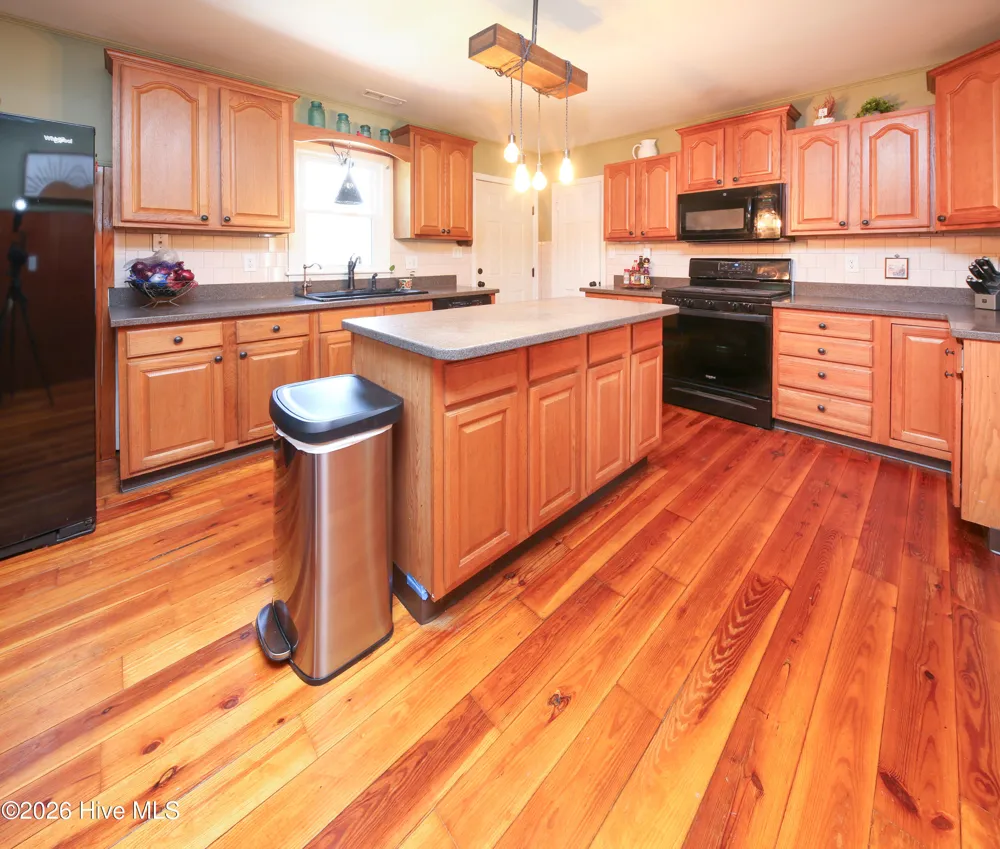 108 Hawkins Lane Shiloh, NC 27974