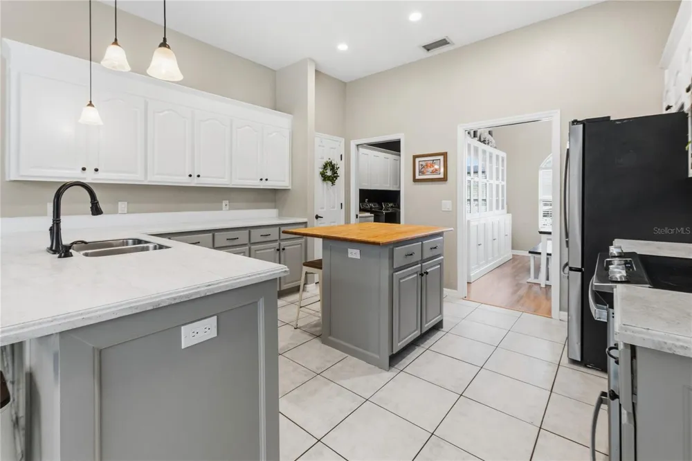 120 LAKE MARIAM WAY Winter Haven, FL 33884