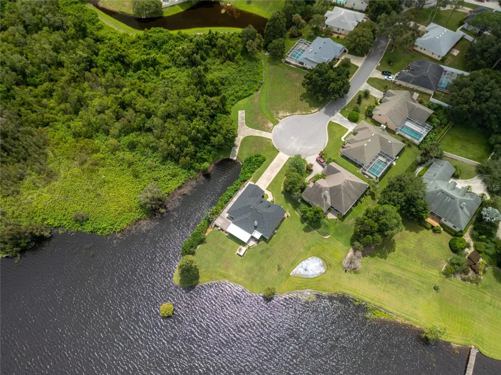 120 LAKE MARIAM WAY Winter Haven, FL 33884
