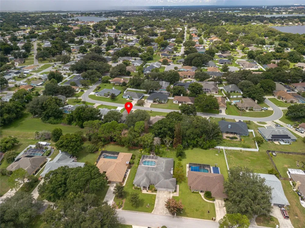 120 LAKE MARIAM WAY Winter Haven, FL 33884