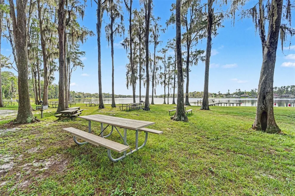 1817 BEACHWAY LANE Odessa, FL 33556
