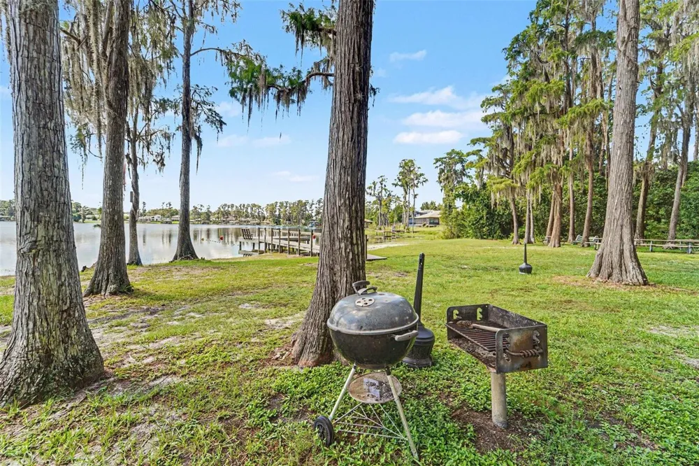 1817 BEACHWAY LANE Odessa, FL 33556