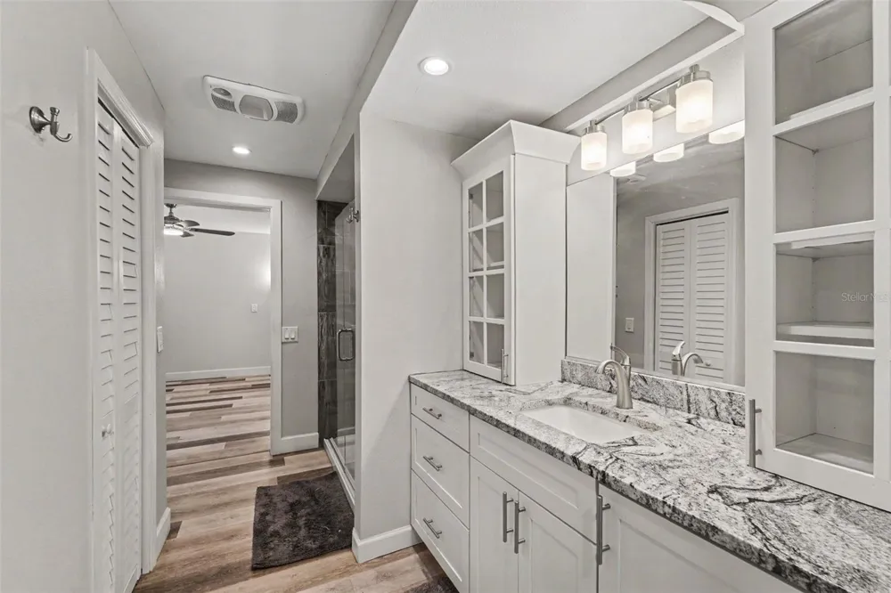 1817 BEACHWAY LANE Odessa, FL 33556