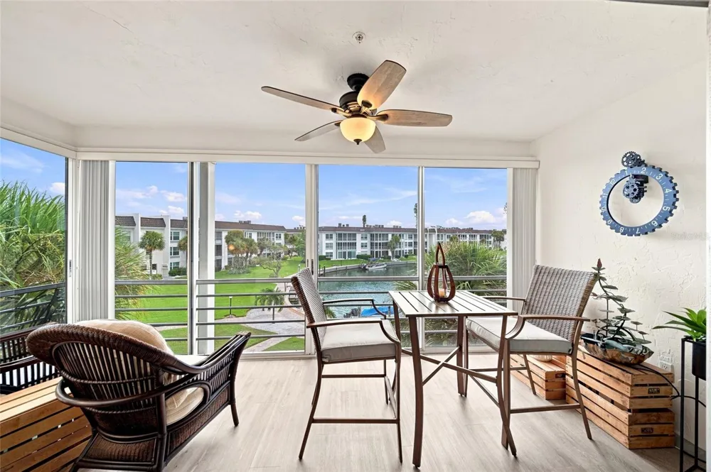 4370 CHATHAM DRIVE #304 Longboat Key, FL 34228