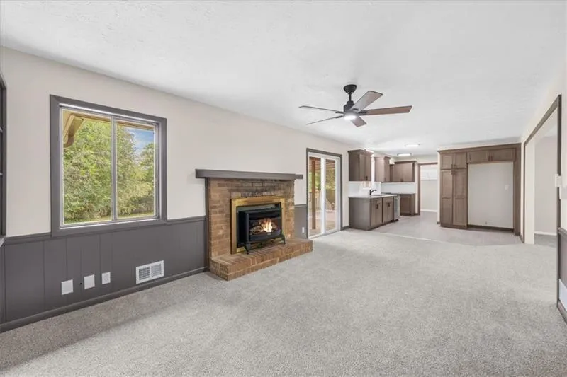 2053 Deerfield Run Snellville, GA 30078