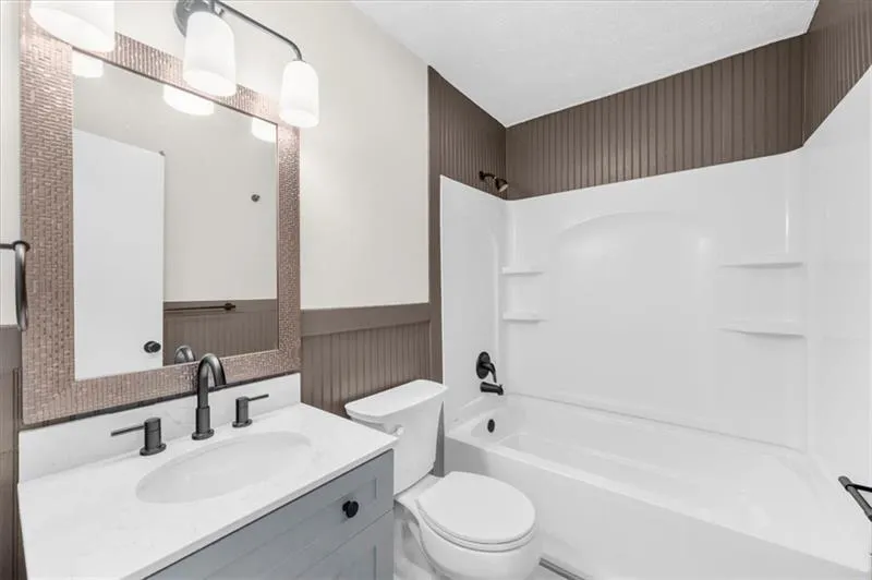 2053 Deerfield Run Snellville, GA 30078