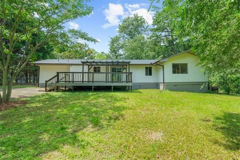 2053 Deerfield Run Snellville, GA 30078