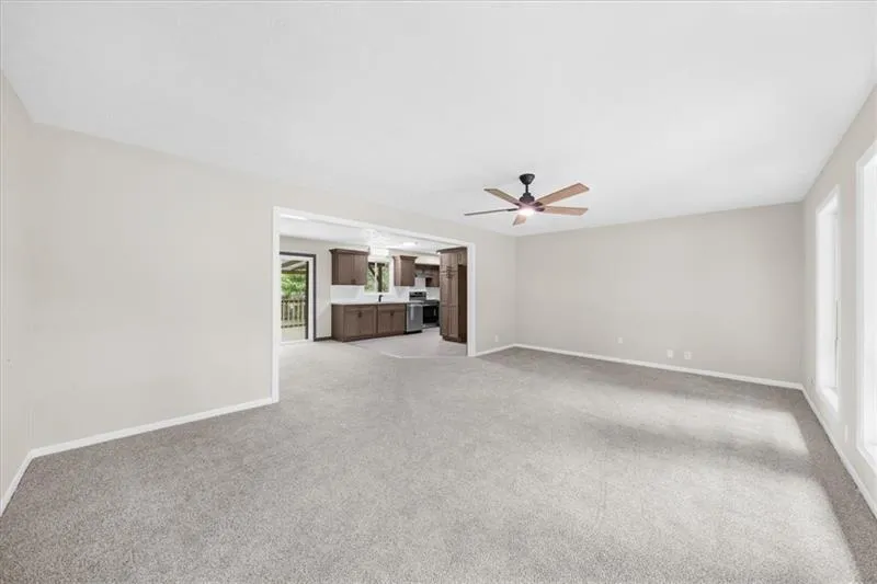 2053 Deerfield Run Snellville, GA 30078