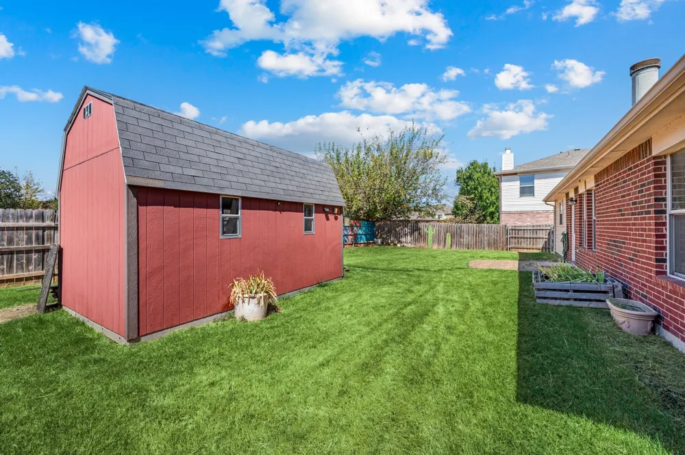 632 Partridge Drive Saginaw, TX 76131
