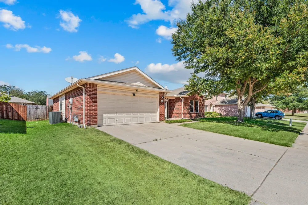632 Partridge Drive Saginaw, TX 76131