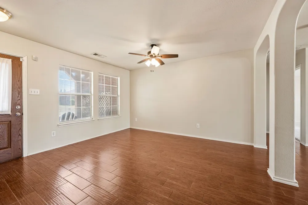 632 Partridge Drive Saginaw, TX 76131