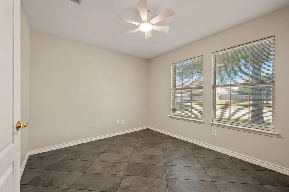 632 Partridge Drive Saginaw, TX 76131