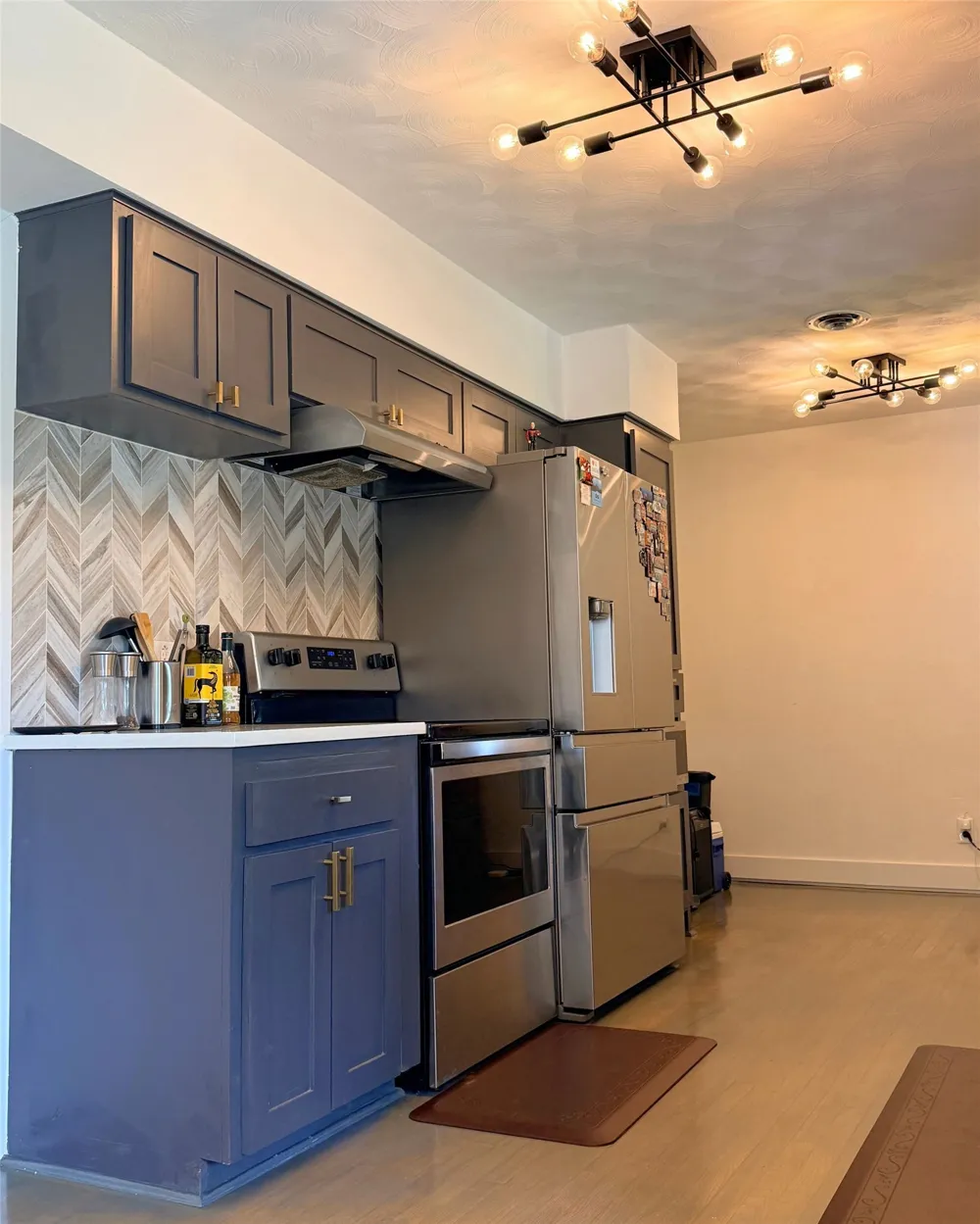 436 Degan Avenue Lewisville, TX 75057