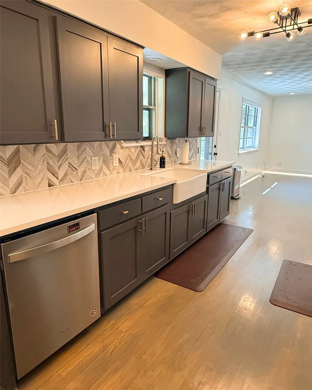 436 Degan Avenue Lewisville, TX 75057