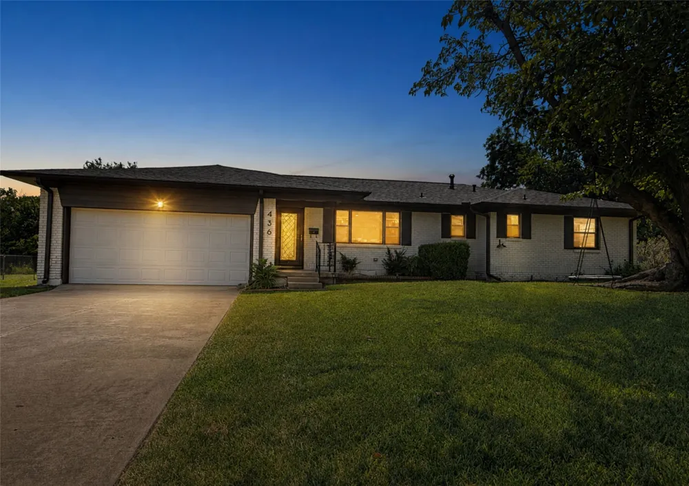 436 Degan Avenue Lewisville, TX 75057
