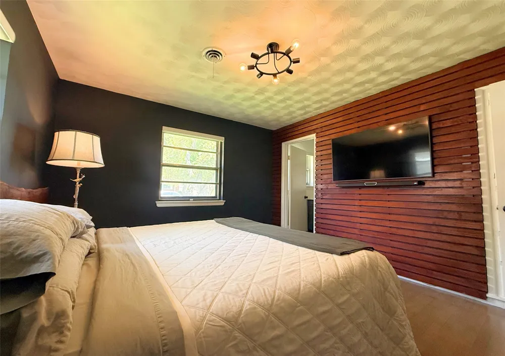 436 Degan Avenue Lewisville, TX 75057