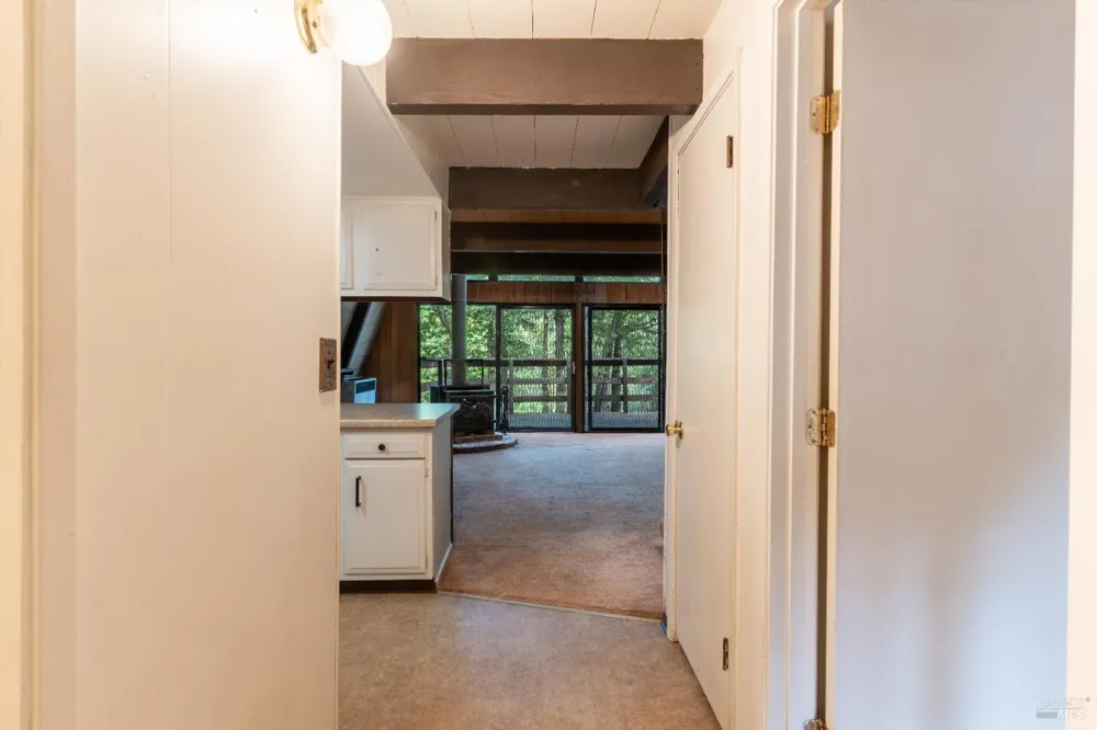 24558 Lilac Drive Willits, CA 95490