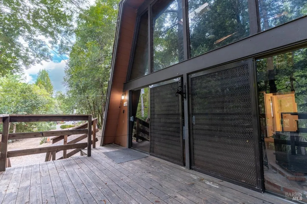 24558 Lilac Drive Willits, CA 95490