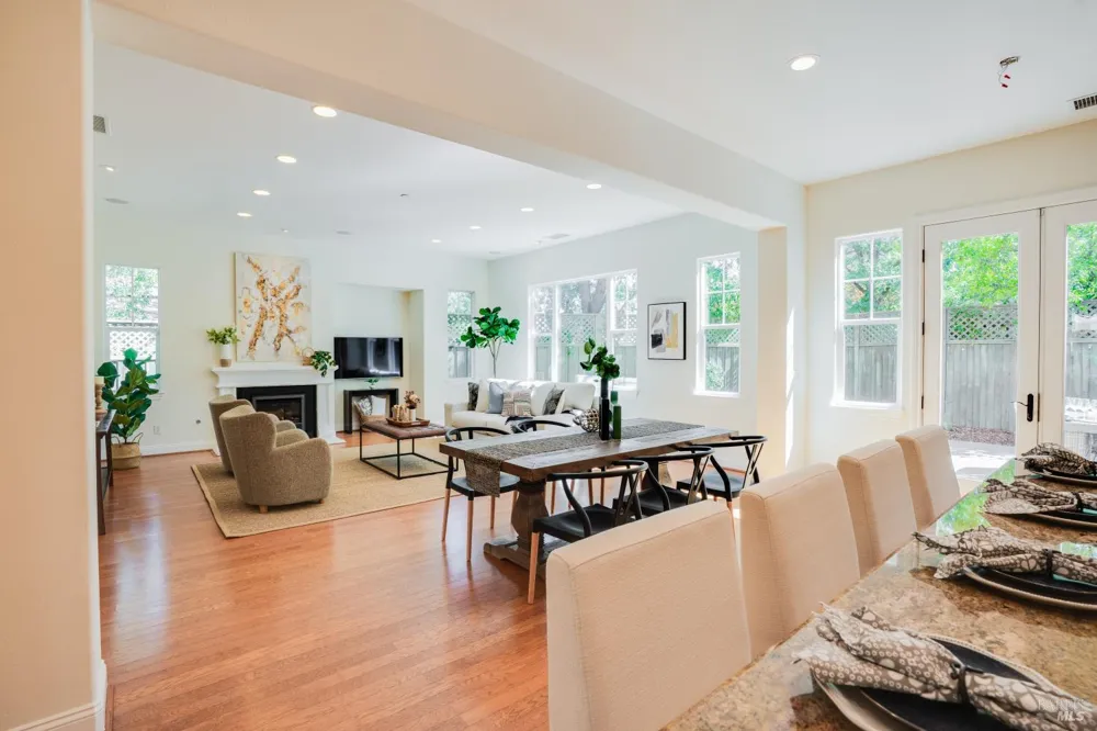 48 Catania Lane Napa, CA 94558