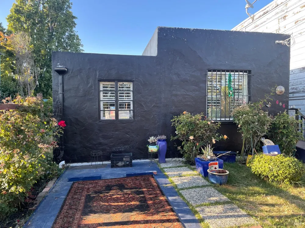 686 29th Street Oakland, CA 94609