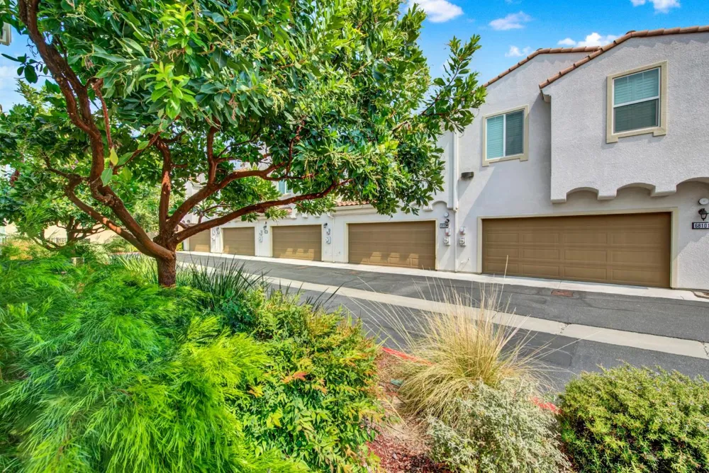 5301 E Commerce Way ##67104 Sacramento, CA 95835
