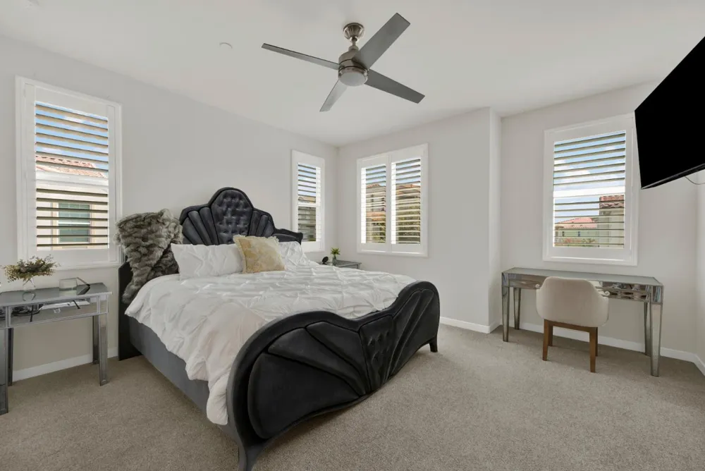 5301 E Commerce Way ##67104 Sacramento, CA 95835