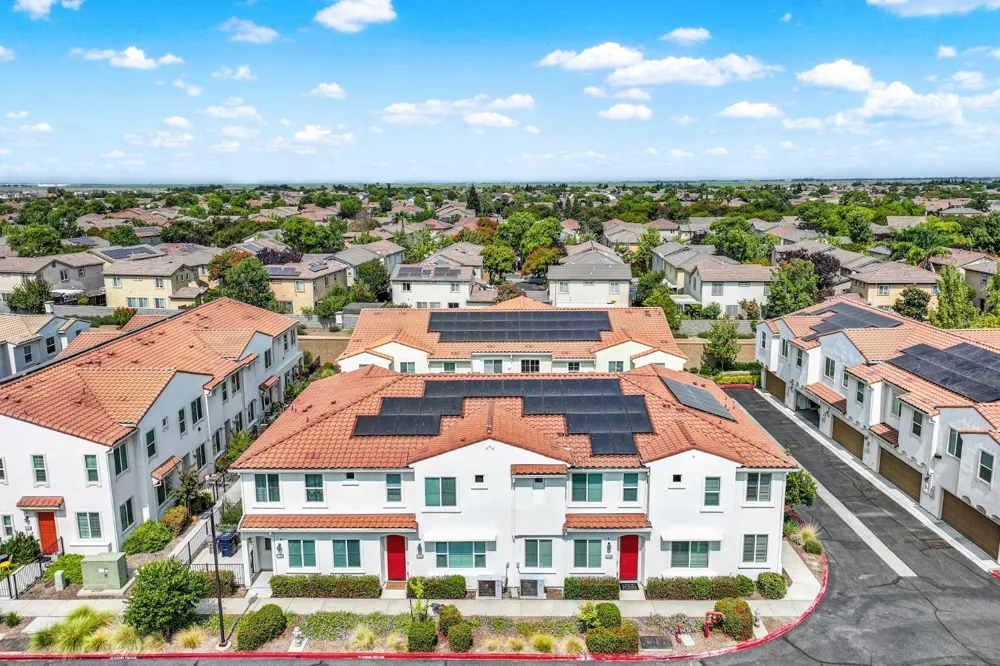 5301 E Commerce Way ##67104 Sacramento, CA 95835