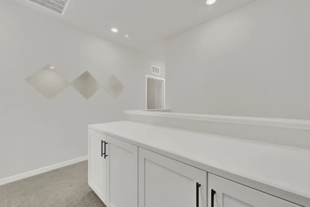 5301 E Commerce Way ##67104 Sacramento, CA 95835