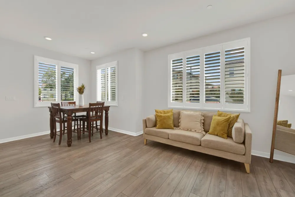 5301 E Commerce Way ##67104 Sacramento, CA 95835