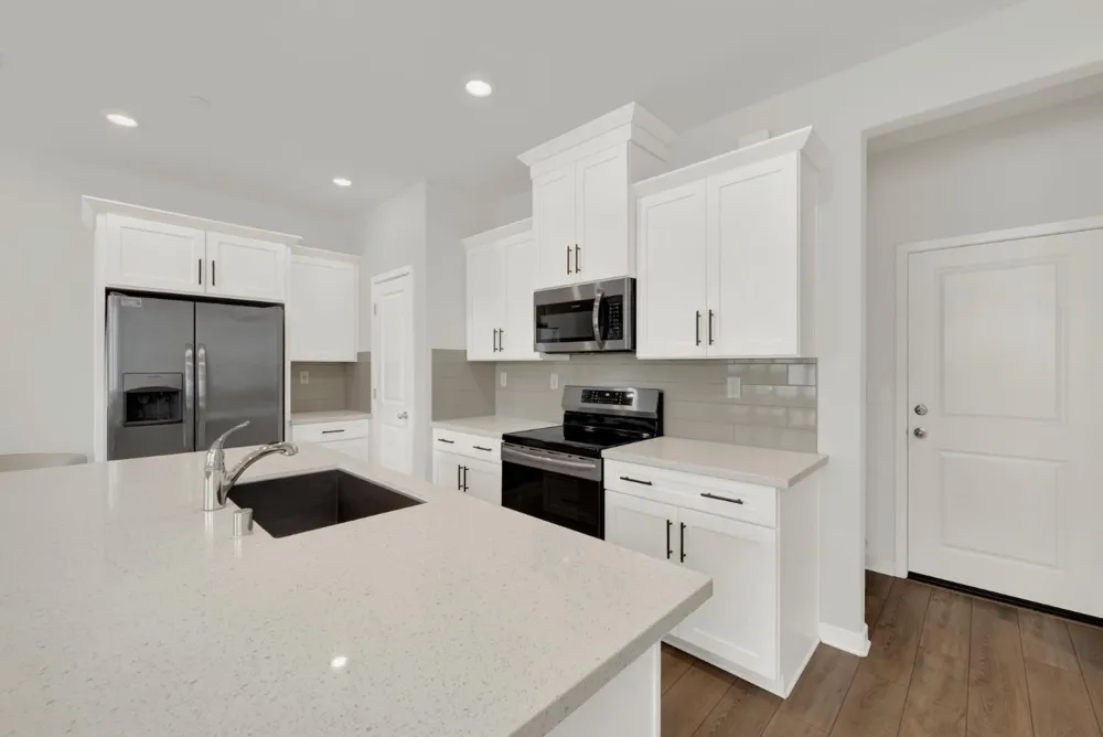 5301 E Commerce Way ##67104 Sacramento, CA 95835