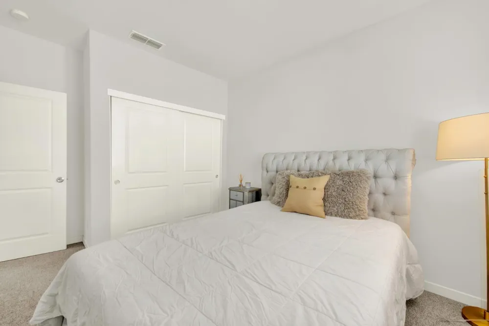 5301 E Commerce Way ##67104 Sacramento, CA 95835