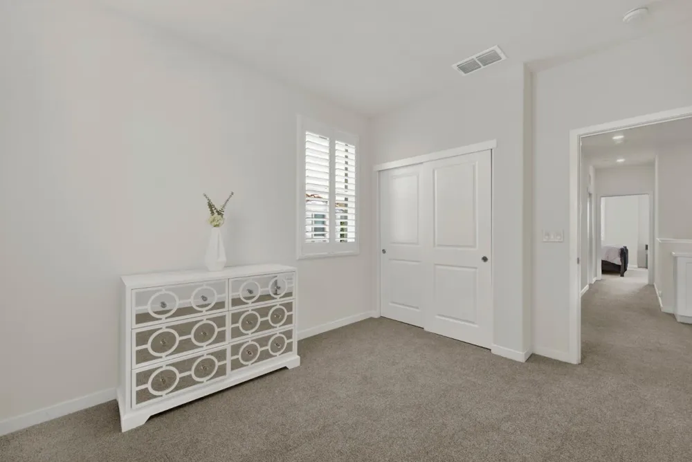 5301 E Commerce Way ##67104 Sacramento, CA 95835