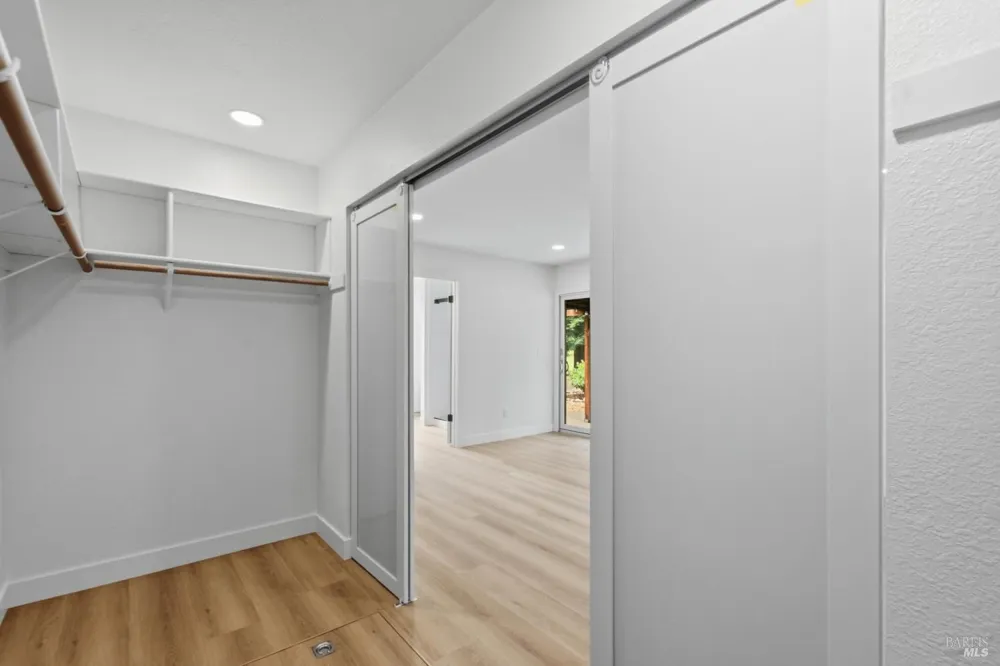 900 Hudis Street Rohnert Park, CA 94928