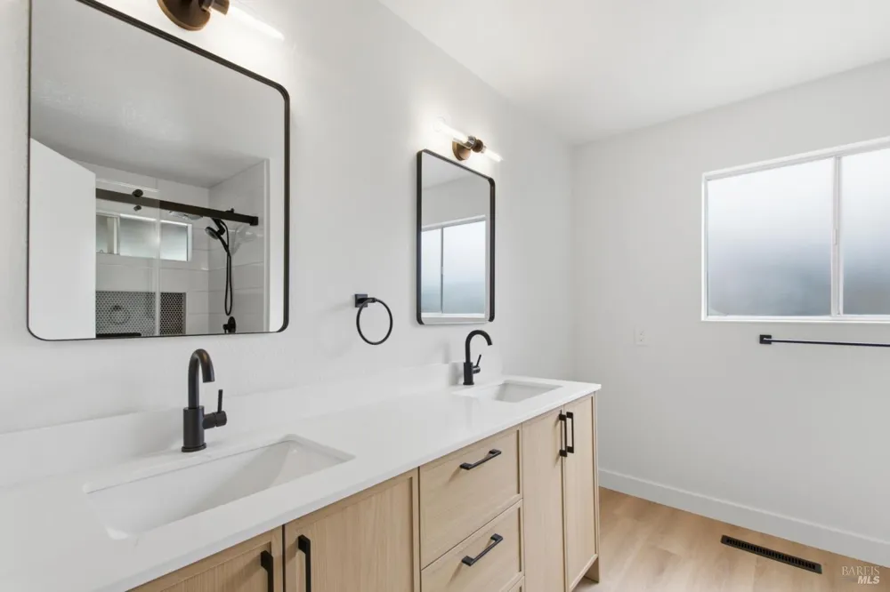 900 Hudis Street Rohnert Park, CA 94928