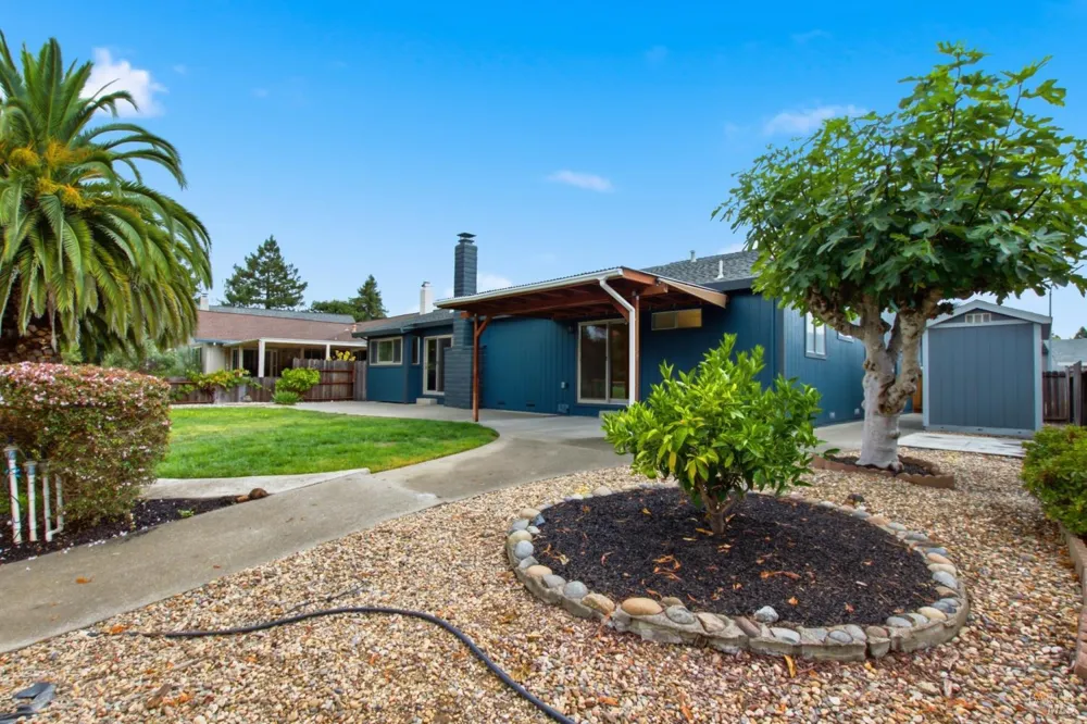 900 Hudis Street Rohnert Park, CA 94928