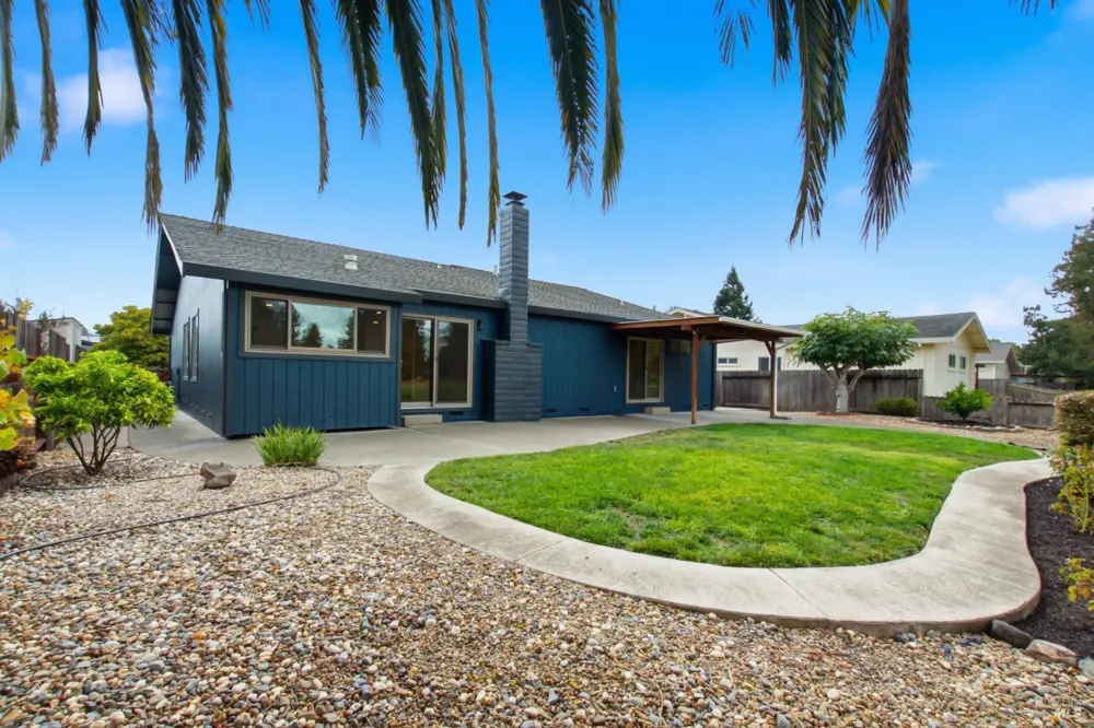 900 Hudis Street Rohnert Park, CA 94928