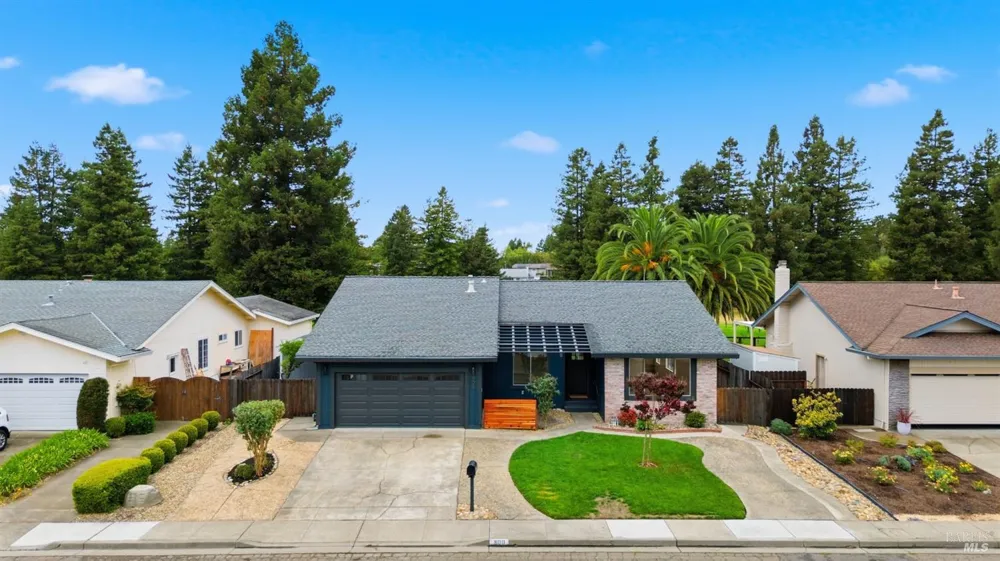 900 Hudis Street Rohnert Park, CA 94928