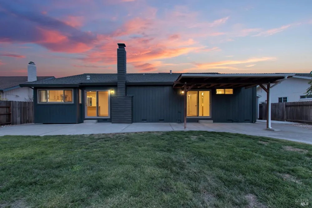 900 Hudis Street Rohnert Park, CA 94928