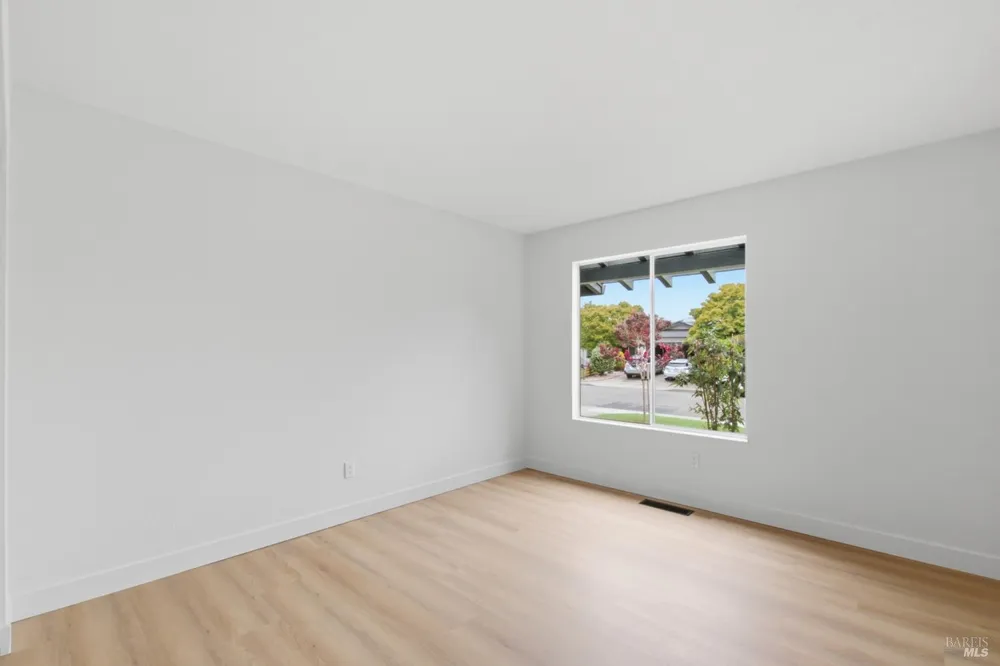 900 Hudis Street Rohnert Park, CA 94928