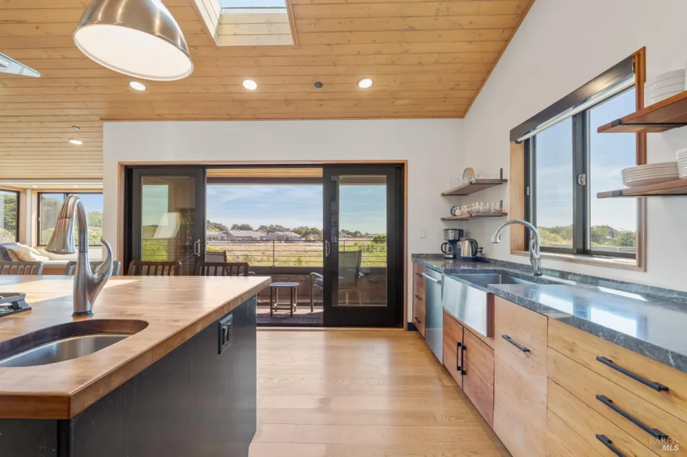 266 Fish Rock The Sea Ranch, CA 95497
