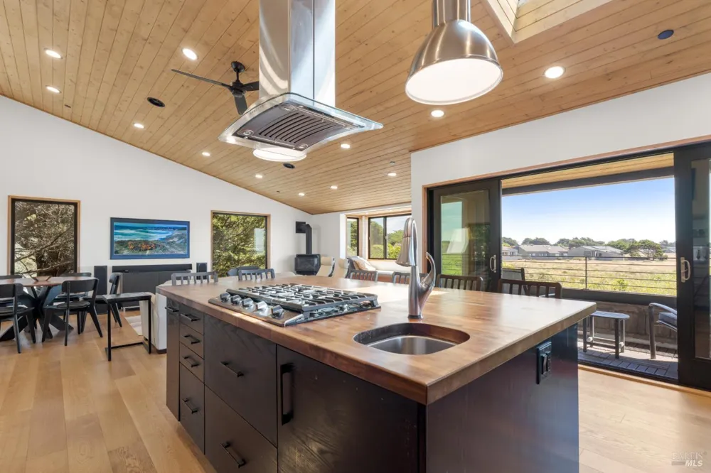 266 Fish Rock The Sea Ranch, CA 95497