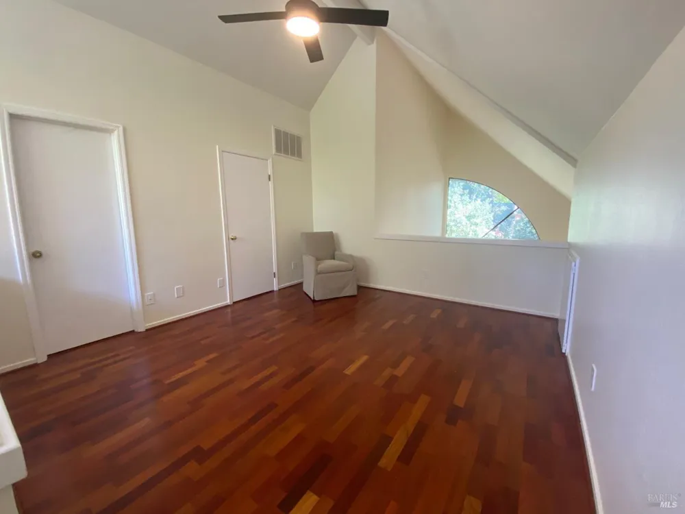 1377 Saint James Drive St. Helena, CA 94574