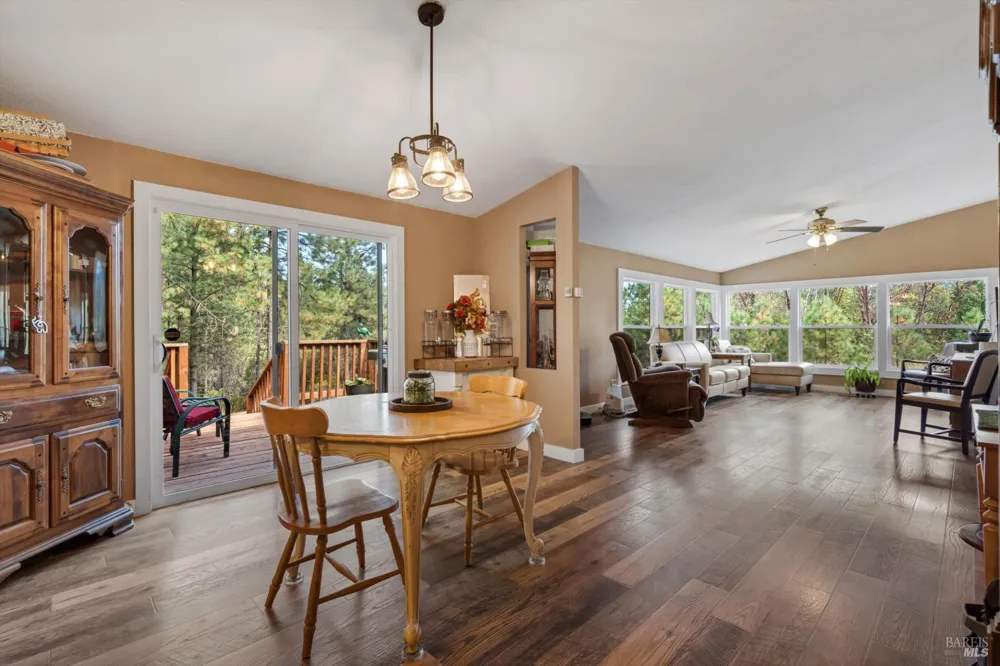 1510 Fitch Road Laytonville, CA 95454