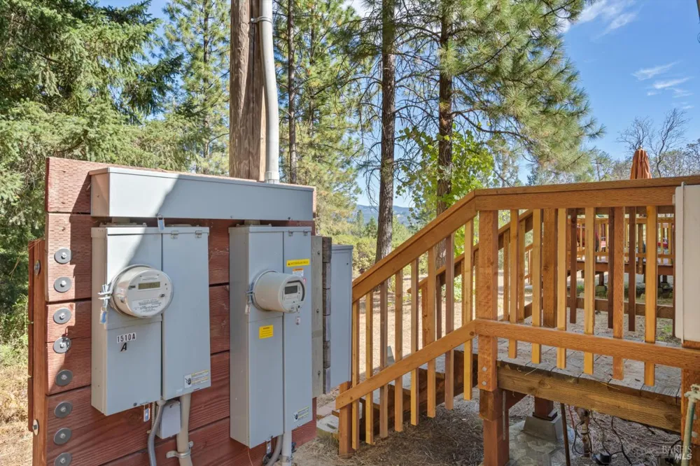 1510 Fitch Road Laytonville, CA 95454
