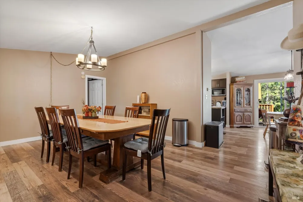 1510 Fitch Road Laytonville, CA 95454
