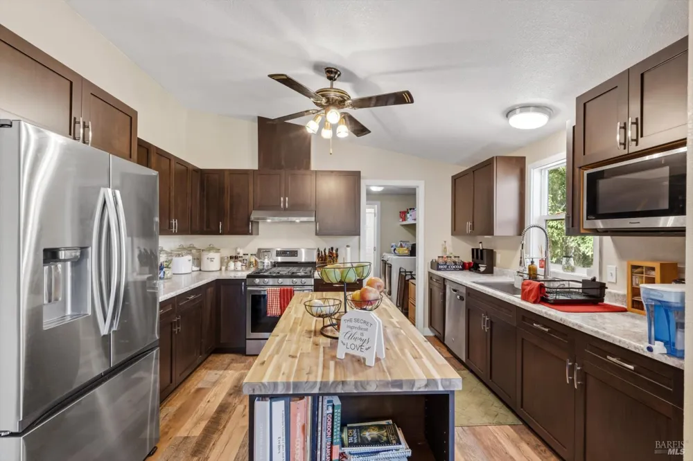 1510 Fitch Road Laytonville, CA 95454
