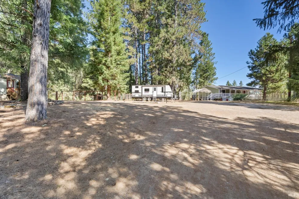 1510 Fitch Road Laytonville, CA 95454