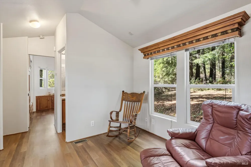 1510 Fitch Road Laytonville, CA 95454