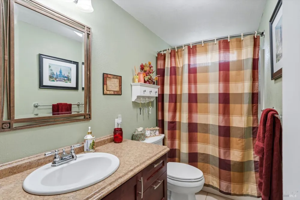 1510 Fitch Road Laytonville, CA 95454
